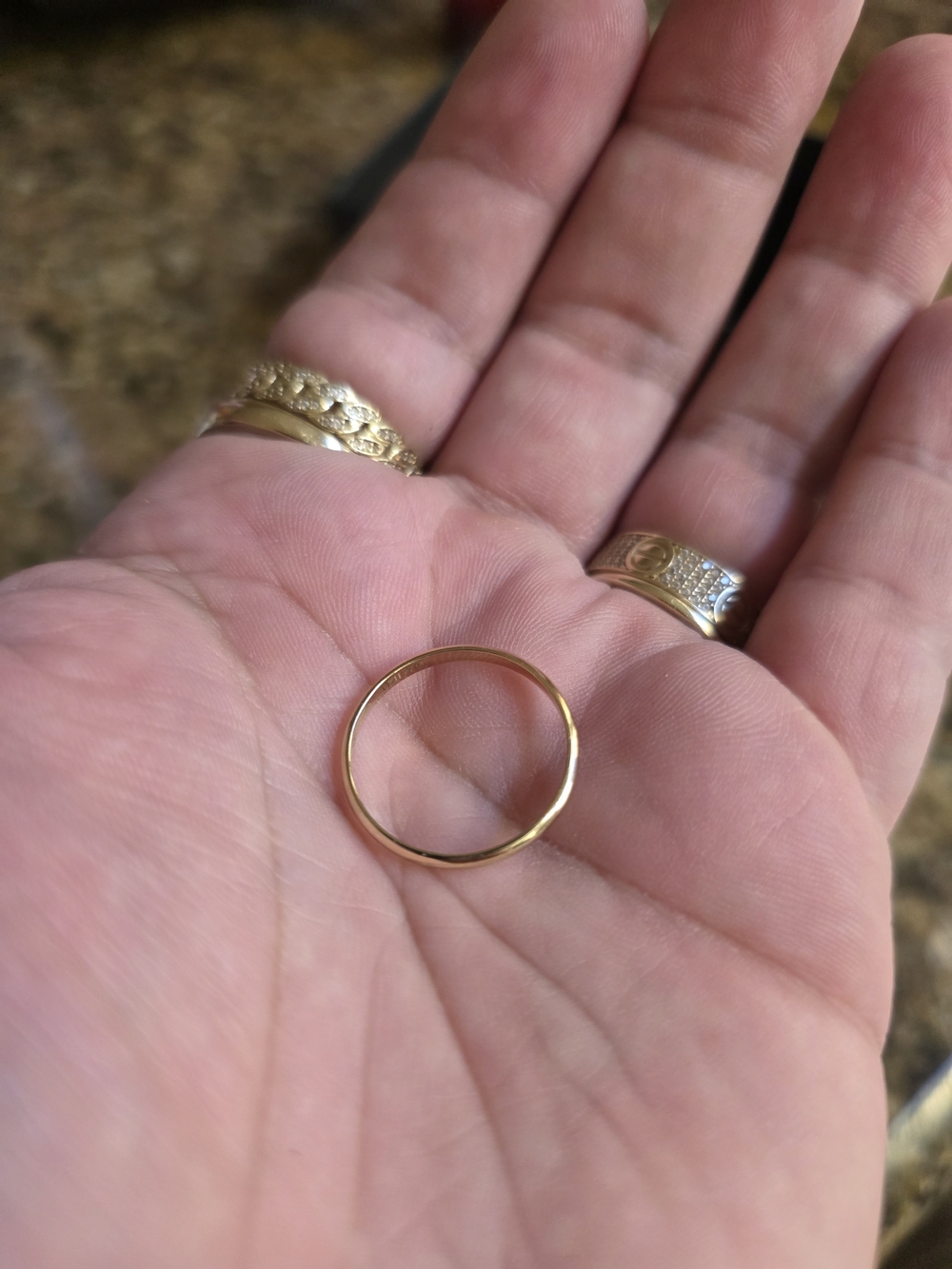 10k Gold Classic Vintage Thin Ring - Size 8 - Picture 3 of 7